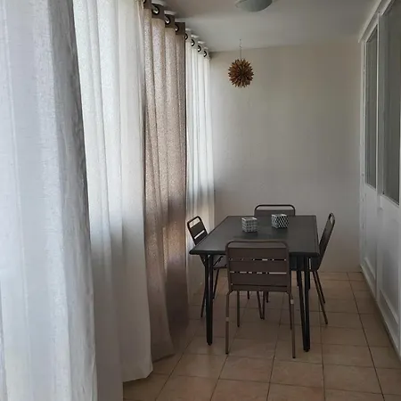 Cocoon Close To The Sea 100 Meters From The Apartamento